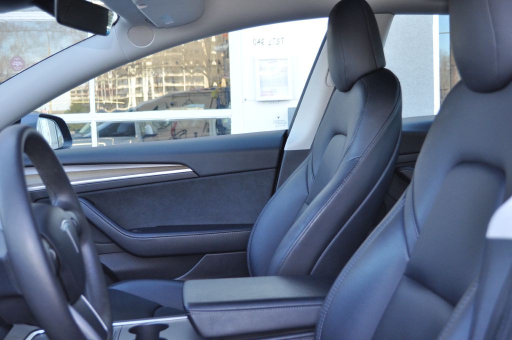 2022 Tesla Model 3 Image 7