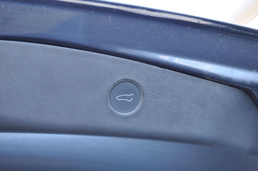 2022 Tesla Model 3 Image 16