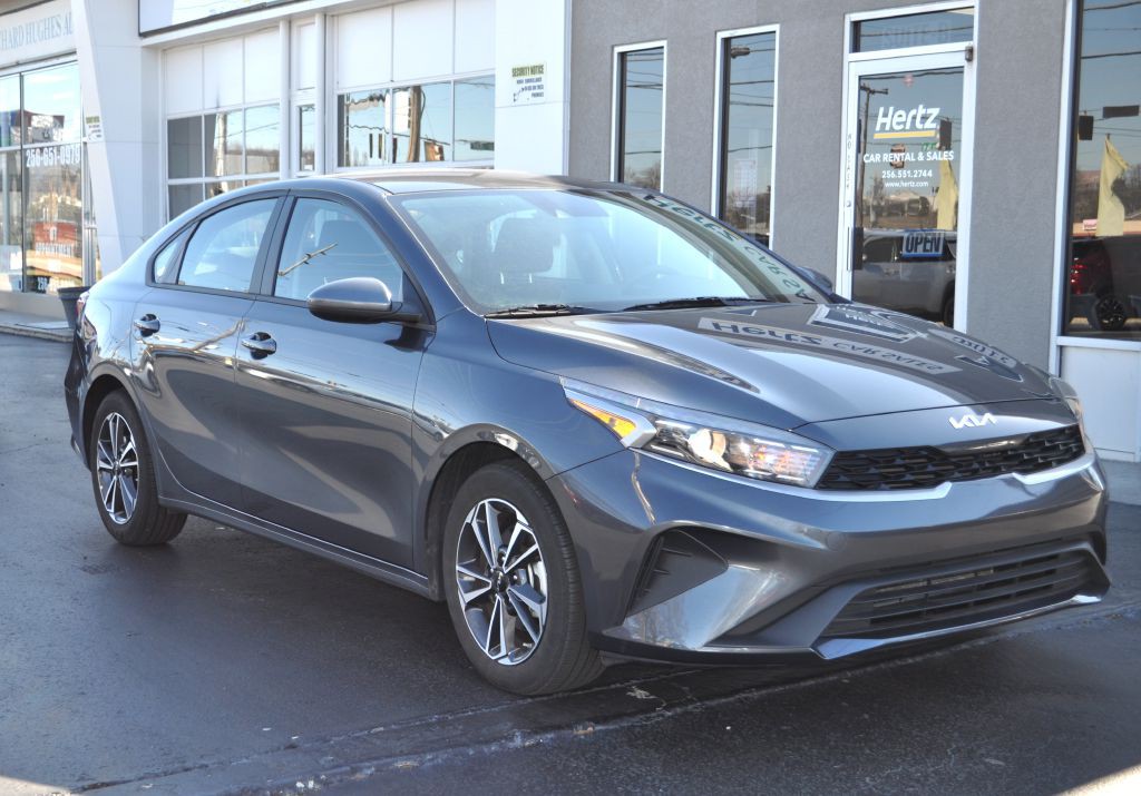 2024 Kia Forte Image 3