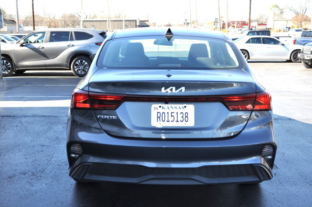 2024 Kia Forte Image 6