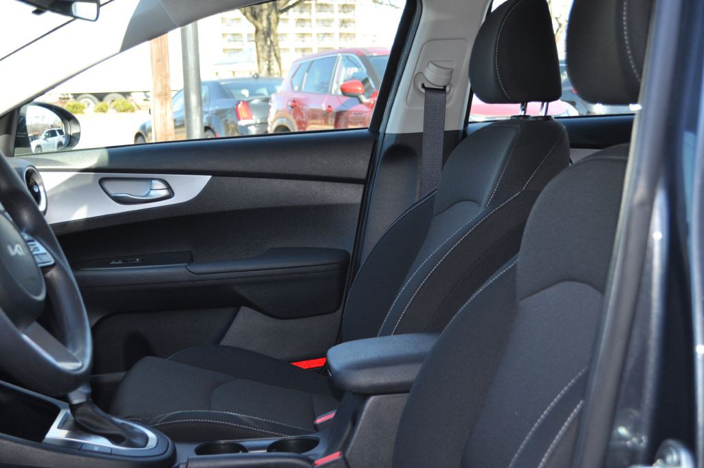 2024 Kia Forte Image 8