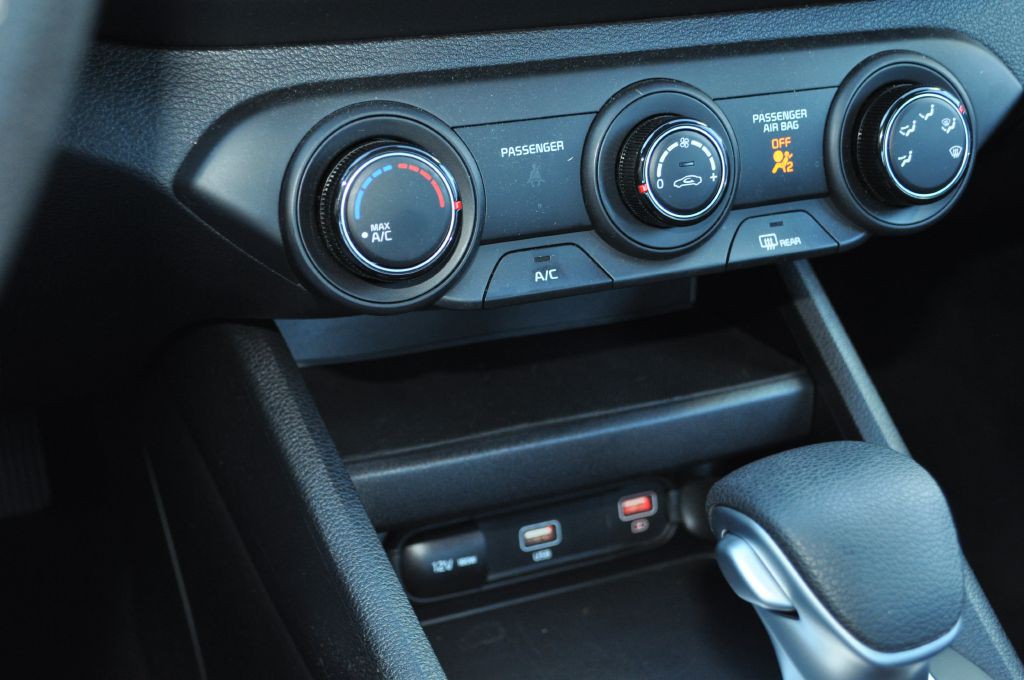 2024 Kia Forte Image 11