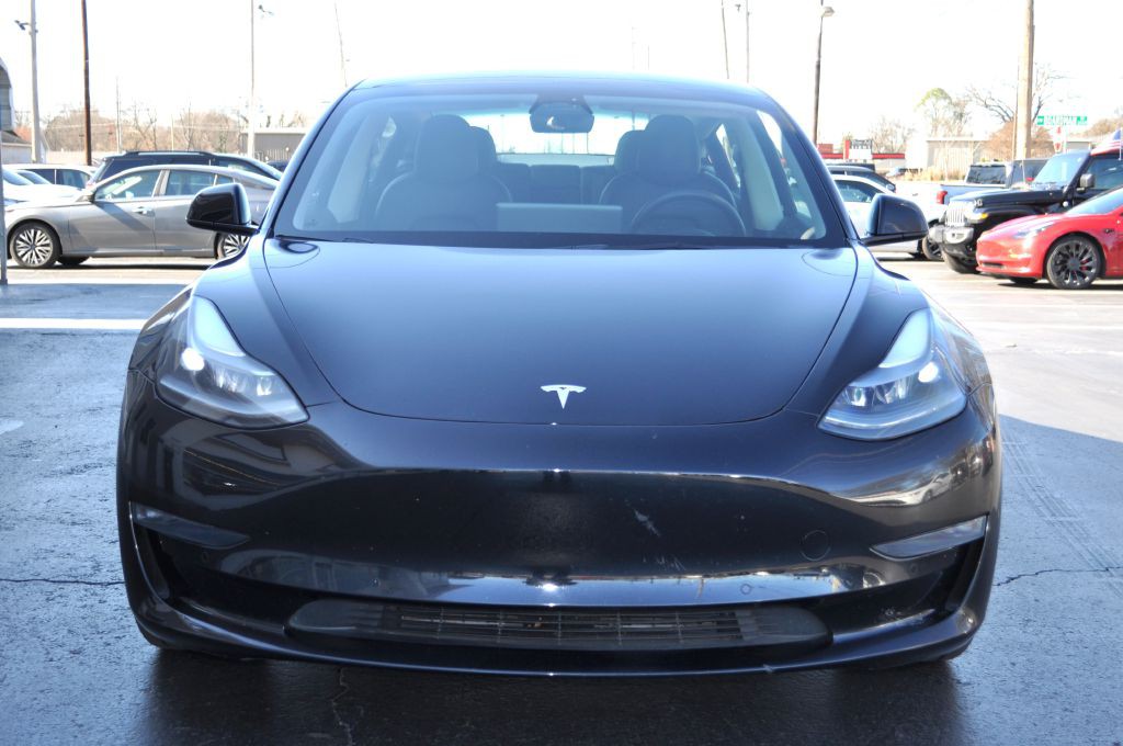 2022 Tesla Model 3 Image 3