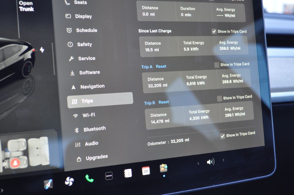 2022 Tesla Model 3 Image 8