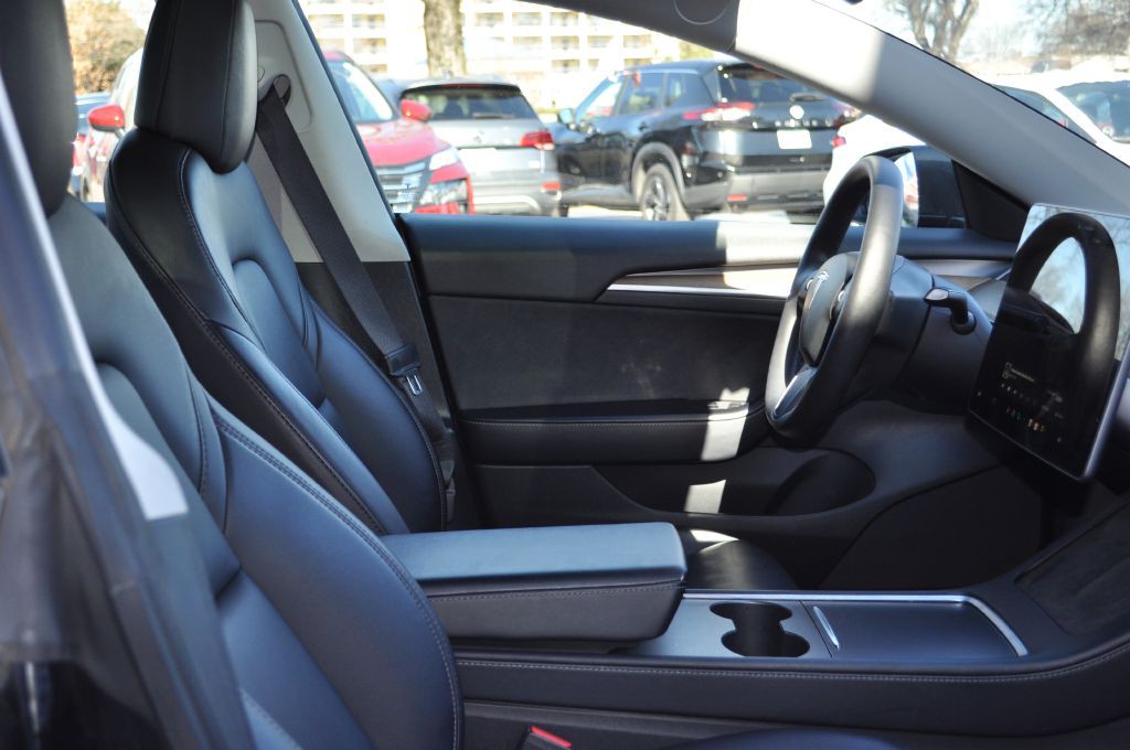 2022 Tesla Model 3 Image 12