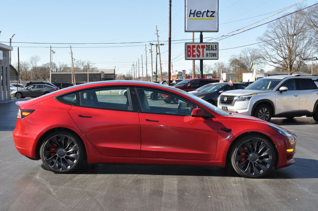 2022 Tesla Model 3 Image 2