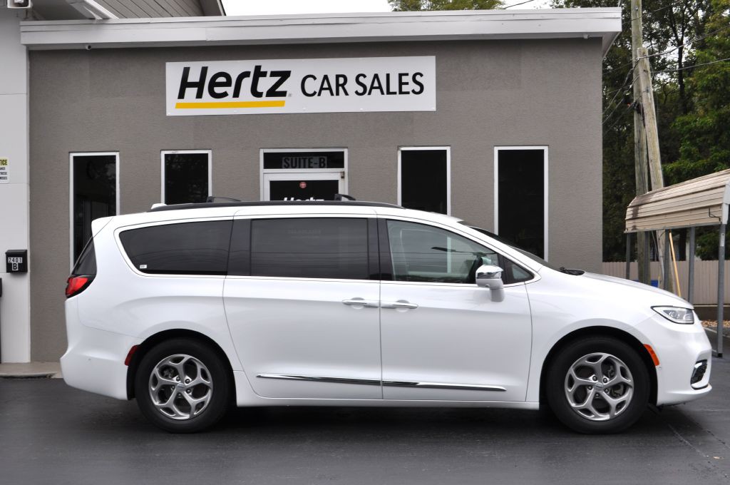 2022 Chrysler Pacifica Image 27