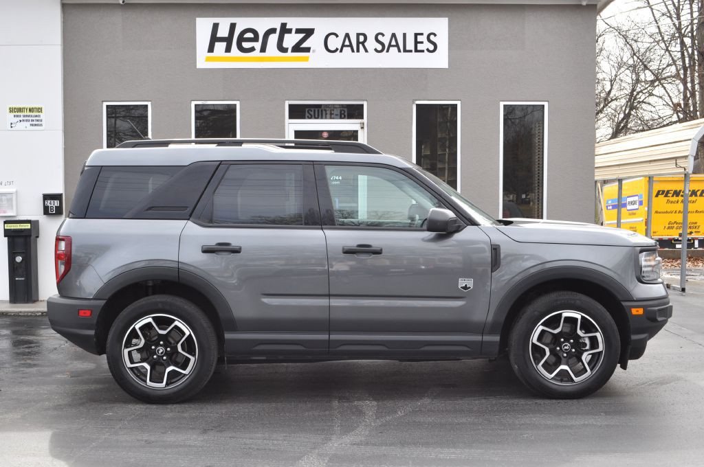 2024 Ford Bronco Image 1
