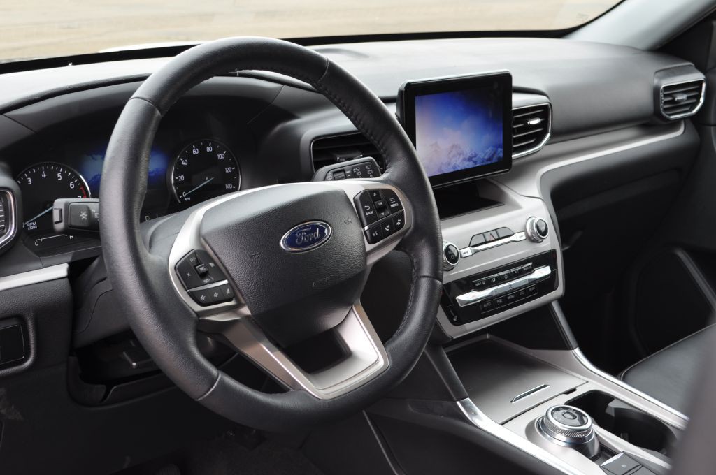 2024 Ford Explorer Image 8