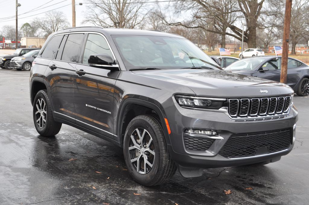 2024 Jeep Grand Cherokee Image 3