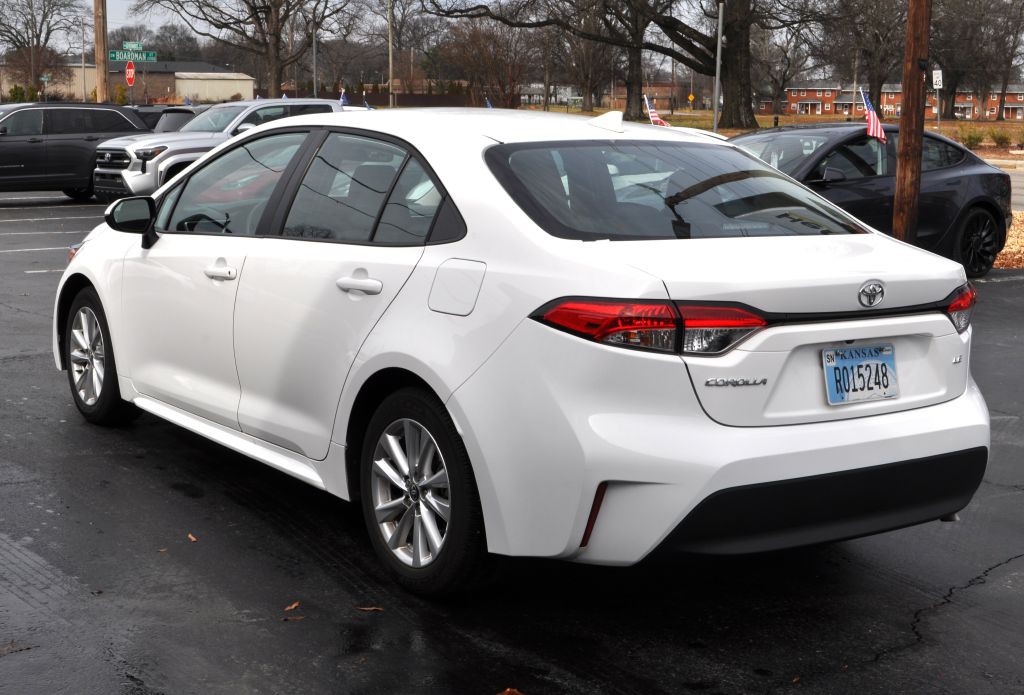 2025 Toyota Corolla Image 5