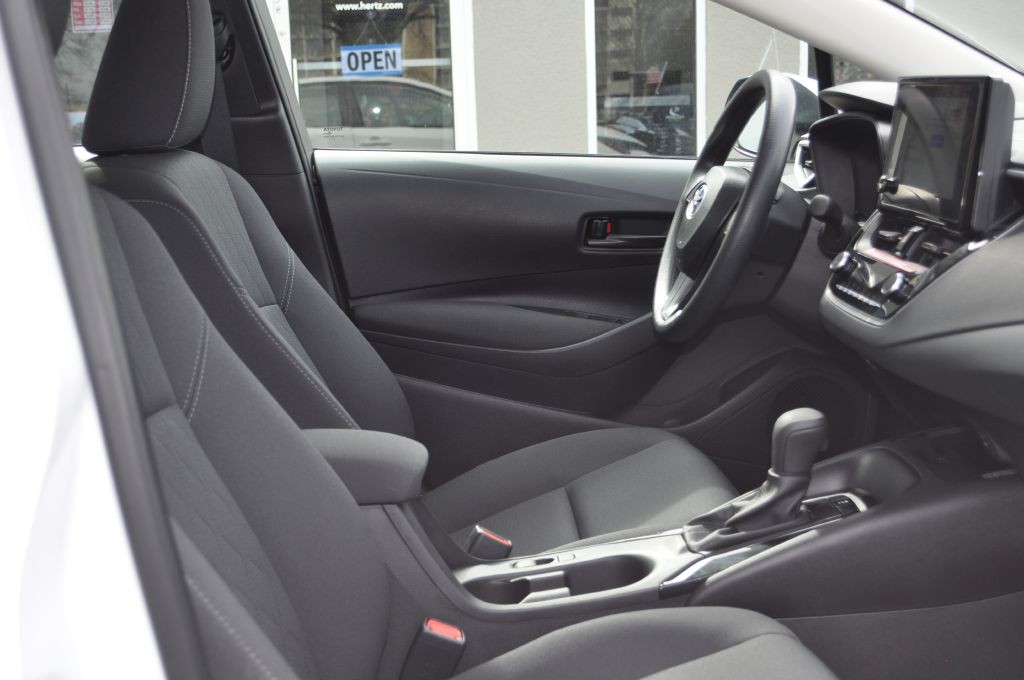 2025 Toyota Corolla Image 18