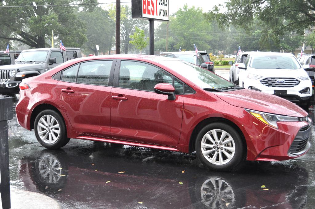 2025 Toyota Corolla Image 2