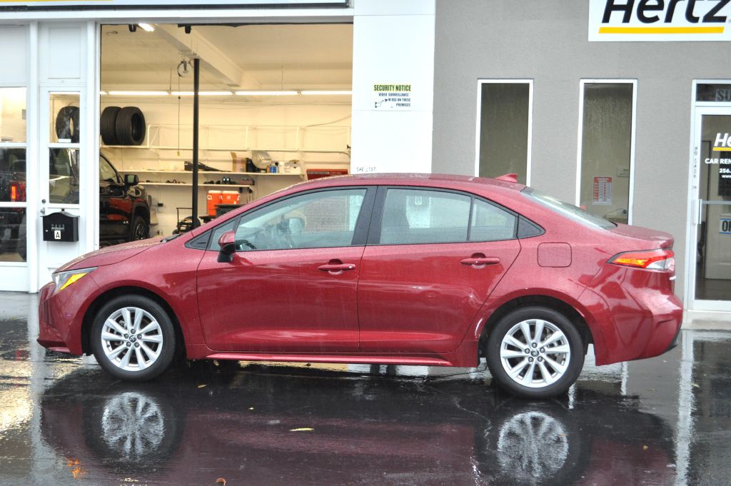 2025 Toyota Corolla Image 3