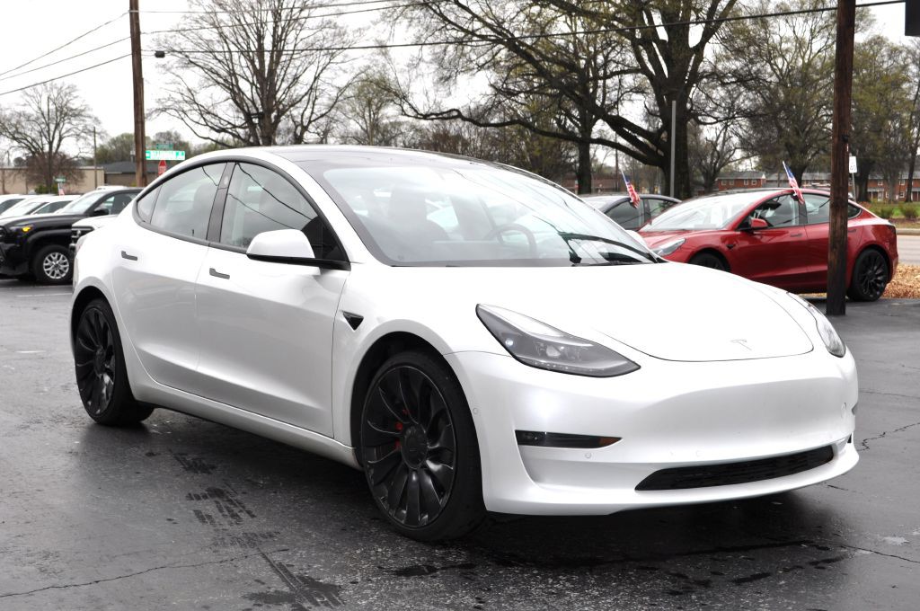 2022 Tesla Model 3 Image 1