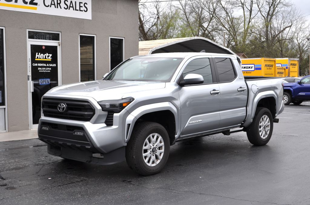 2025 Toyota Tacoma Image 2