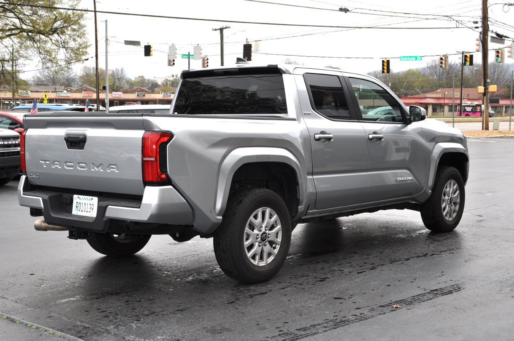 2025 Toyota Tacoma Image 4