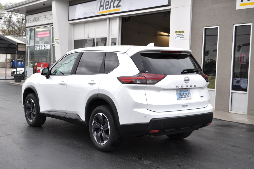 2024 Nissan Rogue Image 4