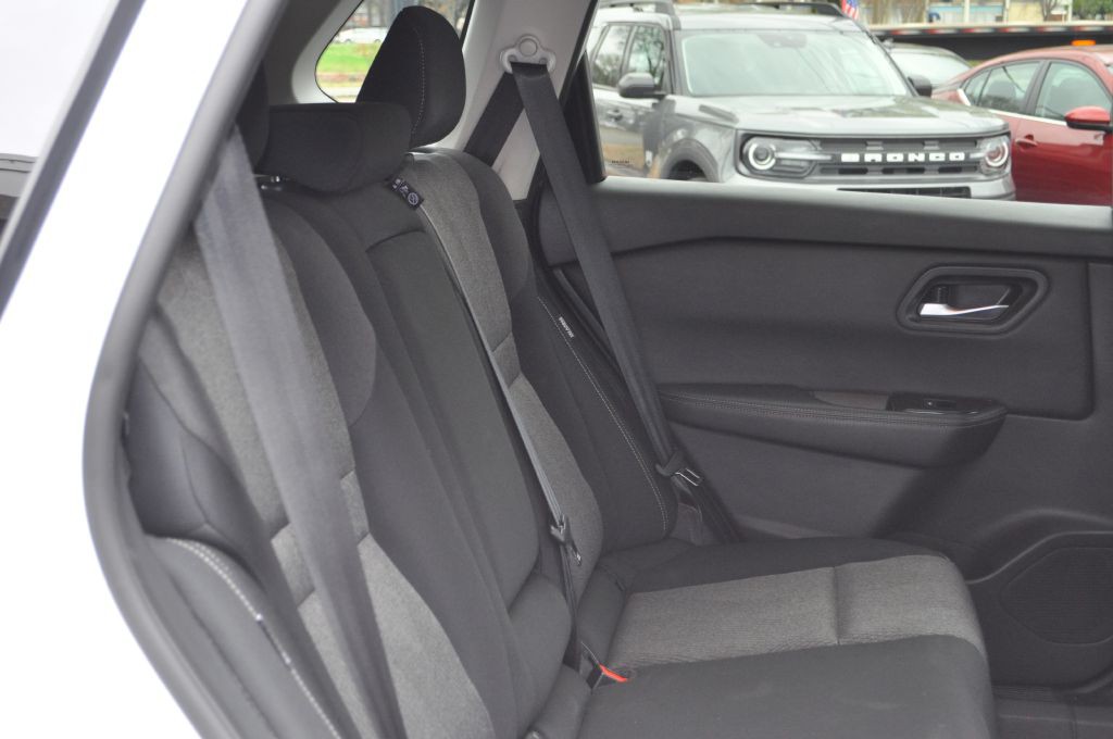 2024 Nissan Rogue Image 18