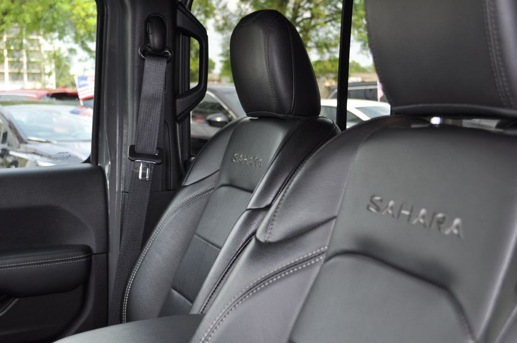 2023 Jeep Wrangler Image 6