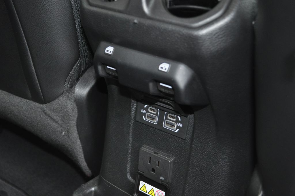2023 Jeep Wrangler Image 19