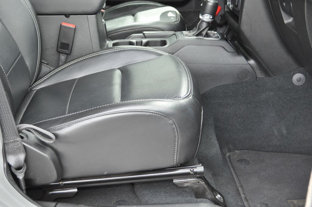 2023 Jeep Wrangler Image 21