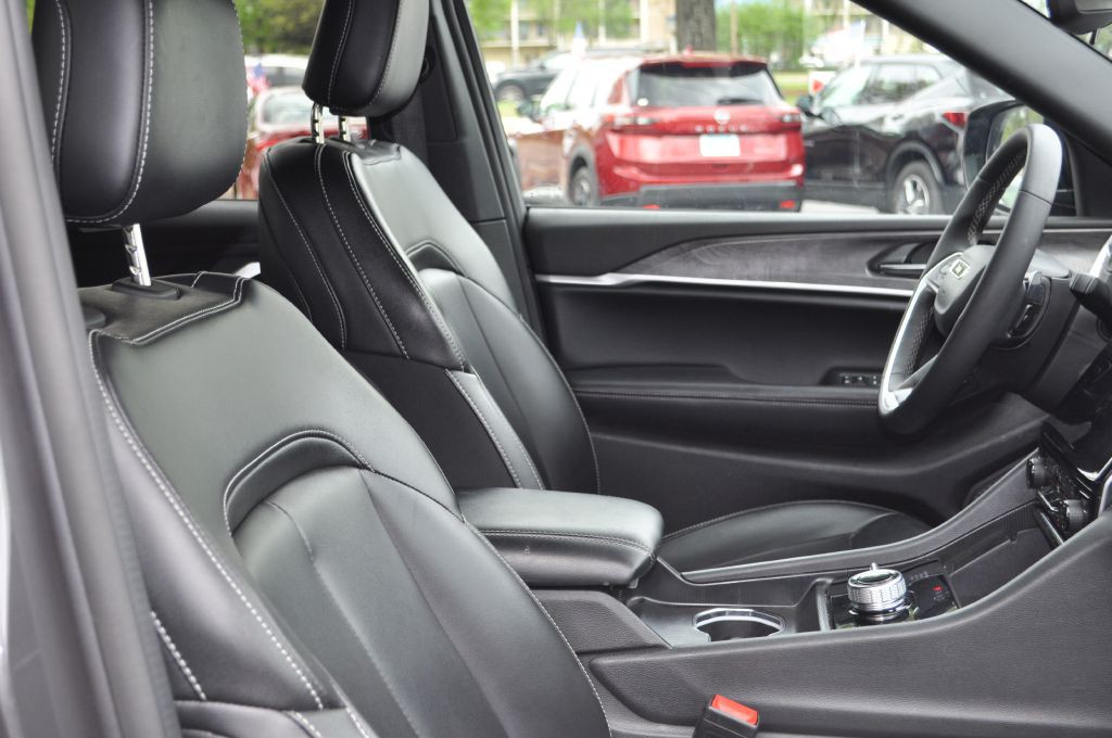 2024 Jeep Grand Cherokee Image 22