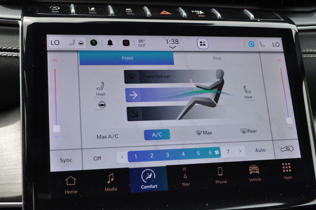 2024 Jeep Grand Cherokee Image 12