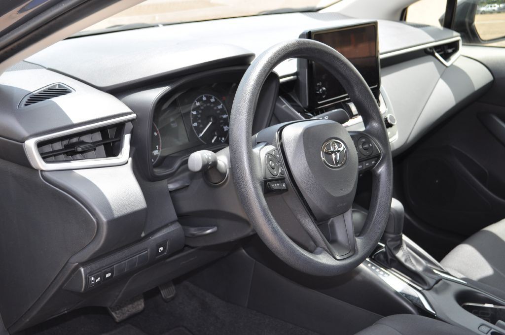2025 Toyota Corolla Image 8