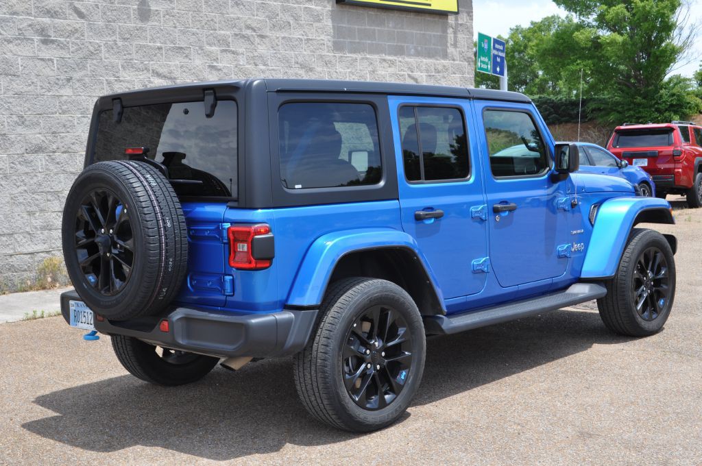 2023 Jeep Wrangler Image 7