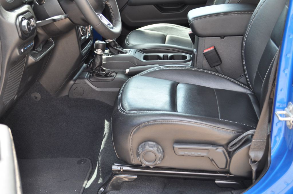 2023 Jeep Wrangler Image 10