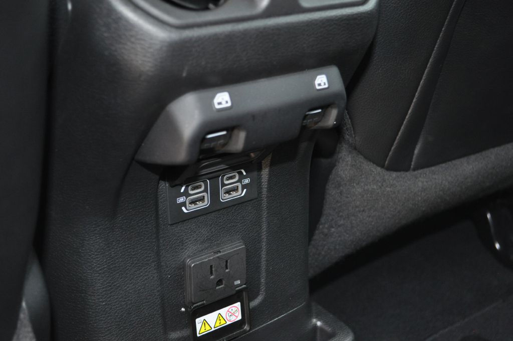 2023 Jeep Wrangler Image 21