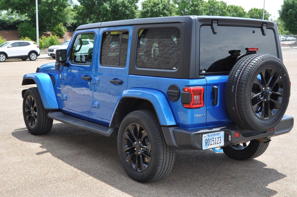 2023 Jeep Wrangler Image 25