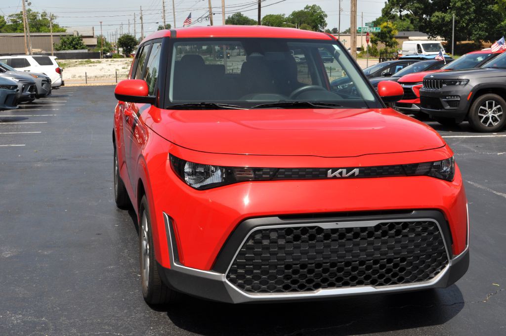 2024 Kia Soul Image 3