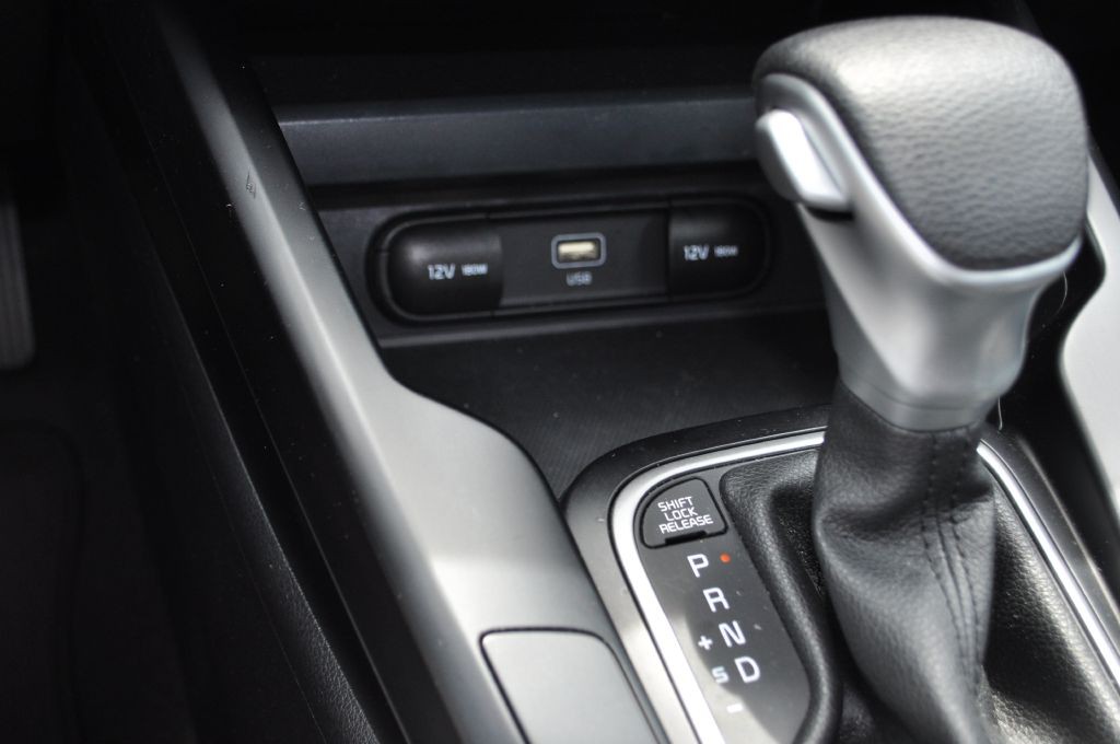 2024 Kia Soul Image 12