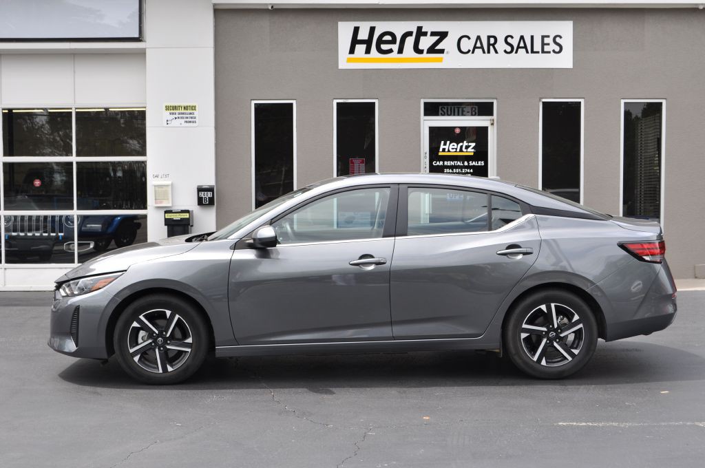2025 Nissan Sentra Image 2