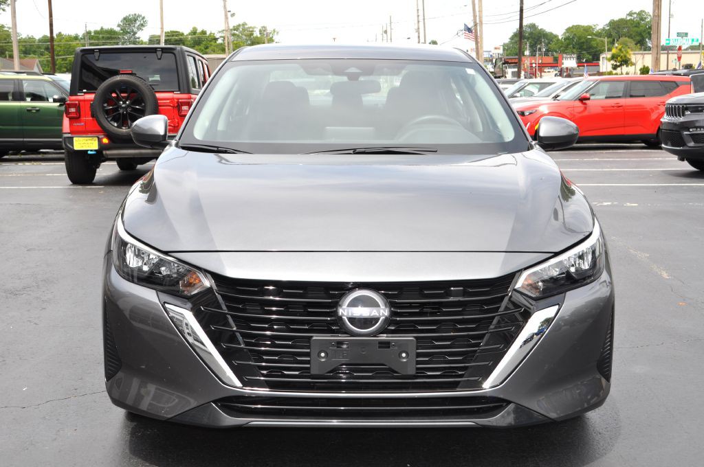 2025 Nissan Sentra Image 3
