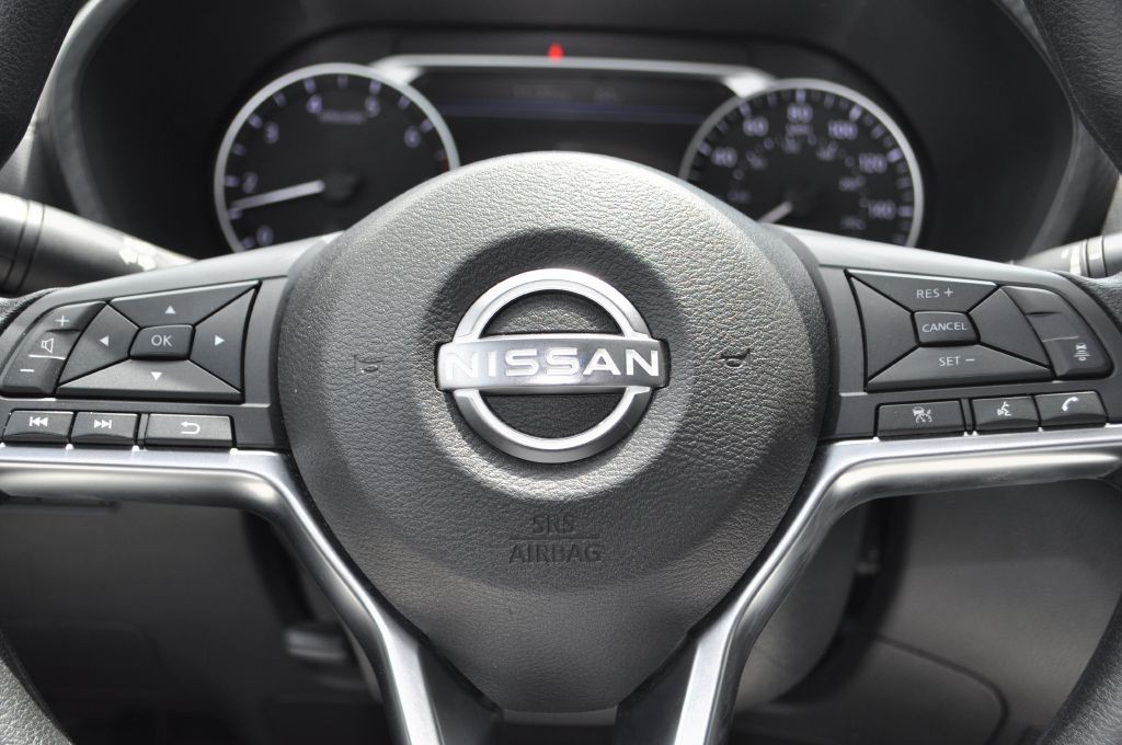 2025 Nissan Sentra Image 10
