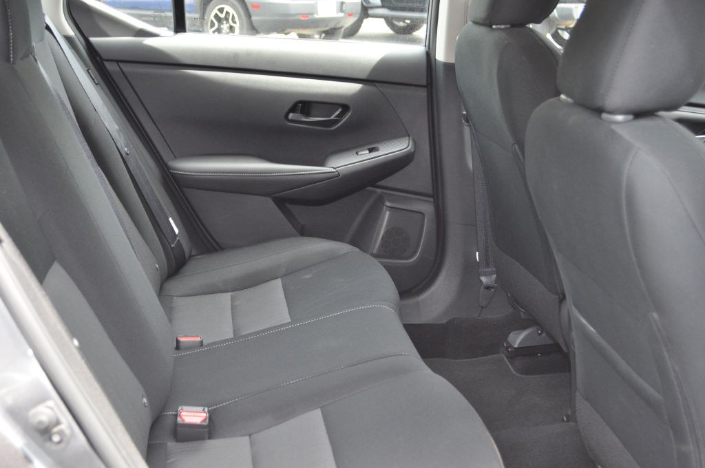 2025 Nissan Sentra Image 17