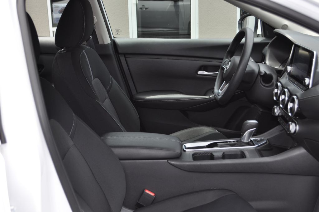 2025 Nissan Sentra Image 19