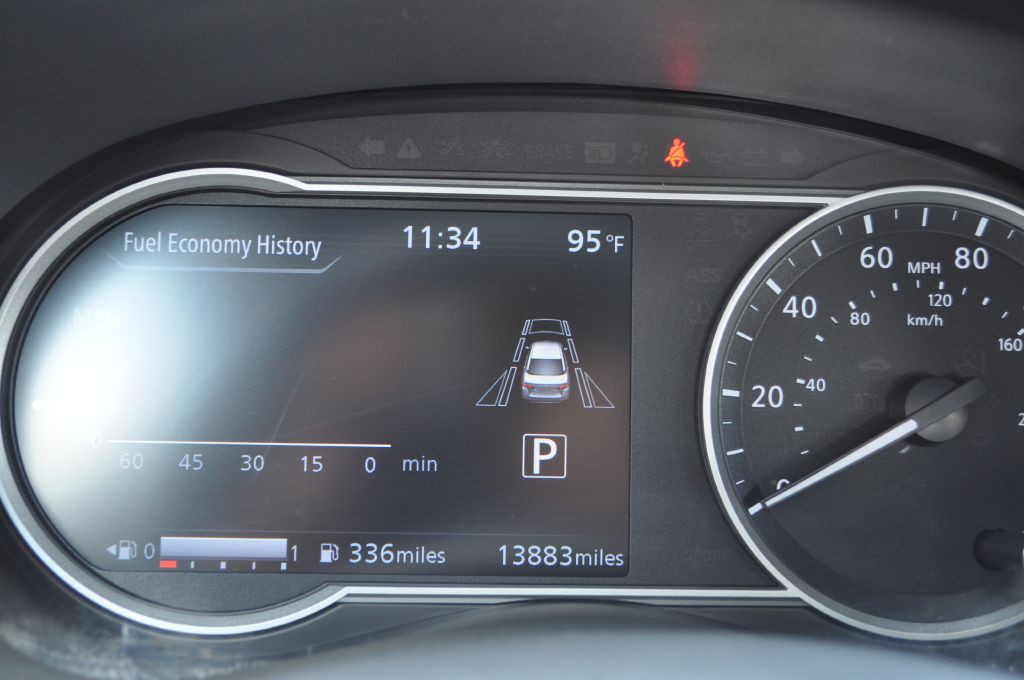 2025 Nissan Versa Image 7