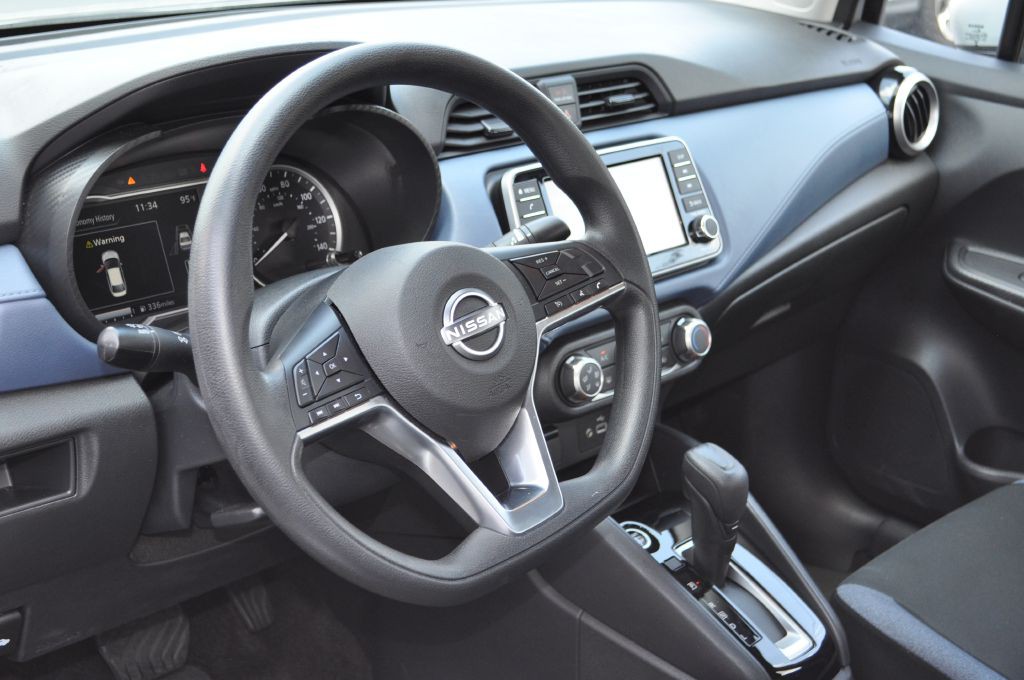 2025 Nissan Versa Image 10