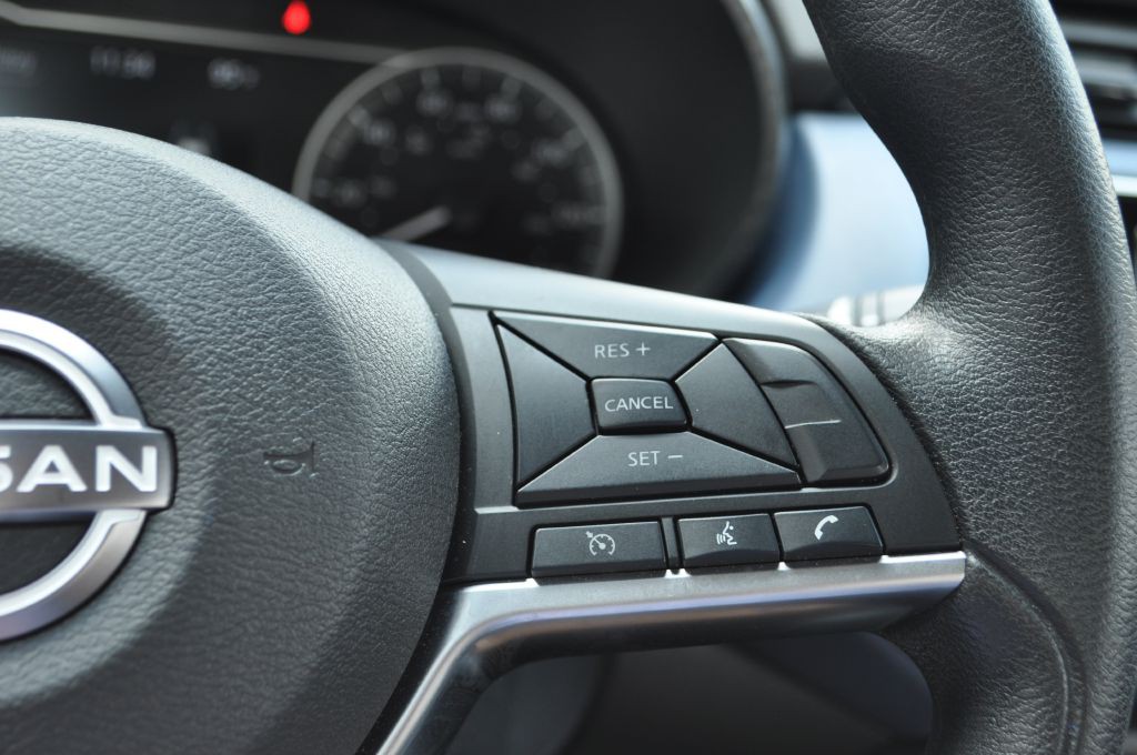 2025 Nissan Versa Image 11