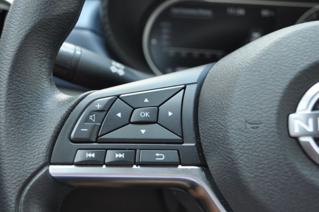 2025 Nissan Versa Image 12