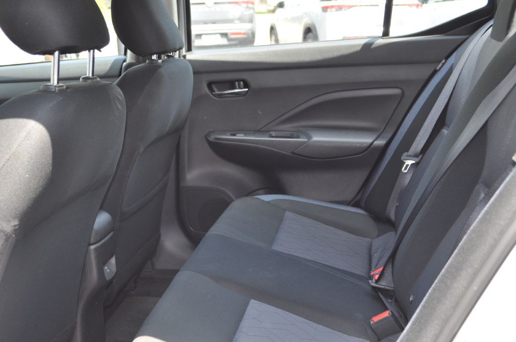 2025 Nissan Versa Image 16