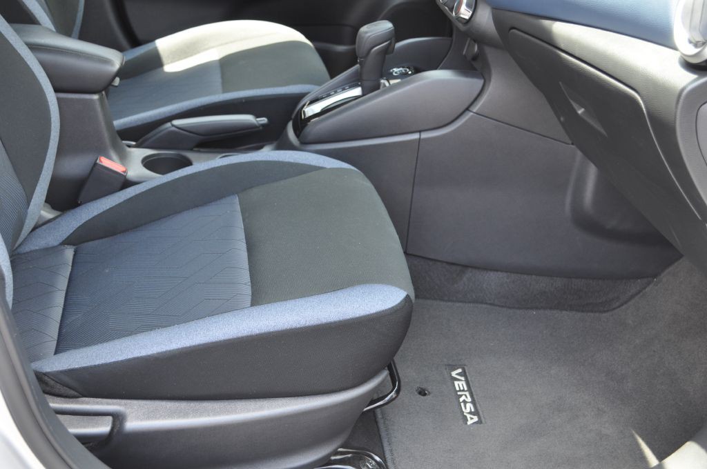 2025 Nissan Versa Image 21