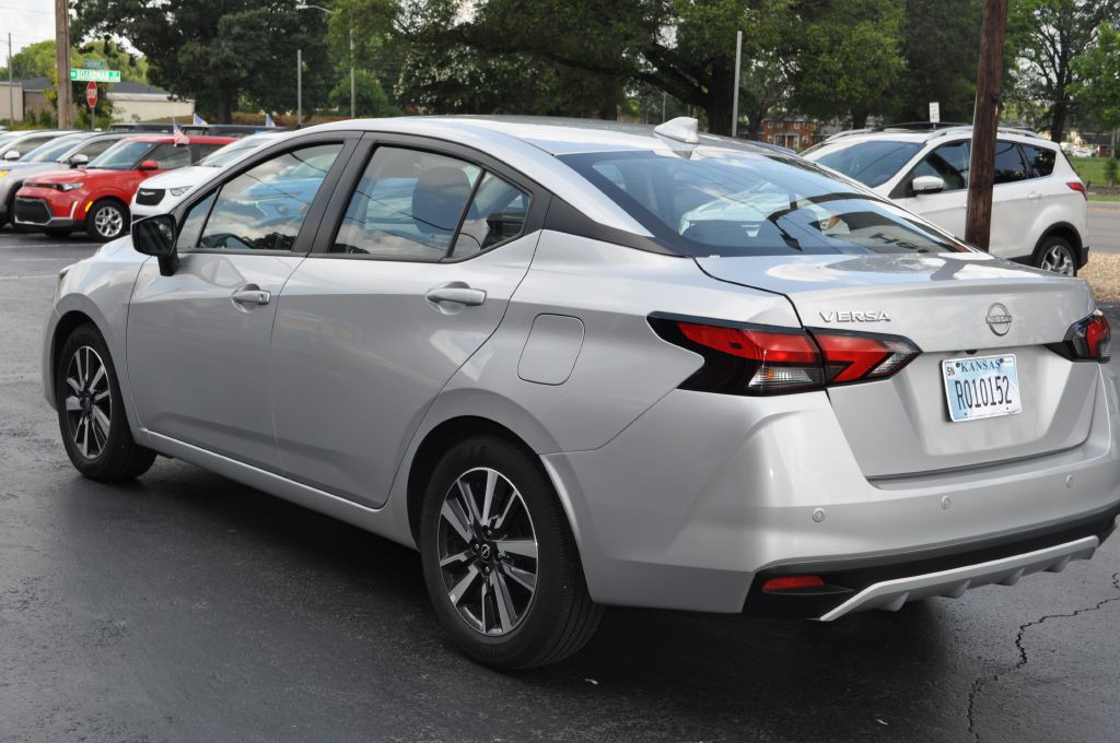 2025 Nissan Versa Image 24