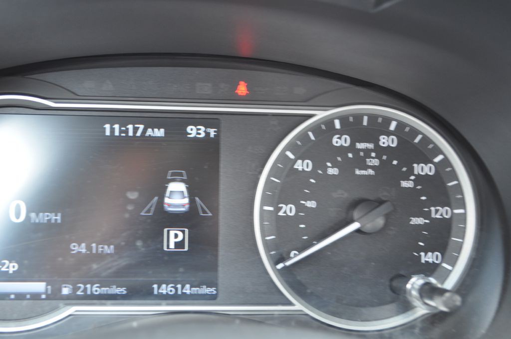 2025 Nissan Versa Image 6