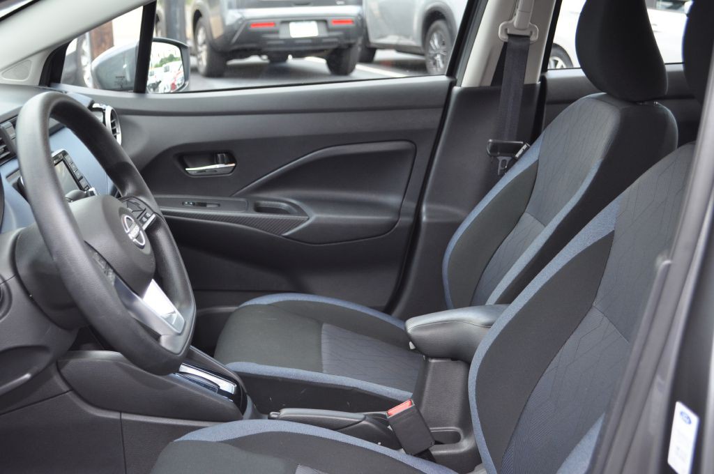 2025 Nissan Versa Image 7