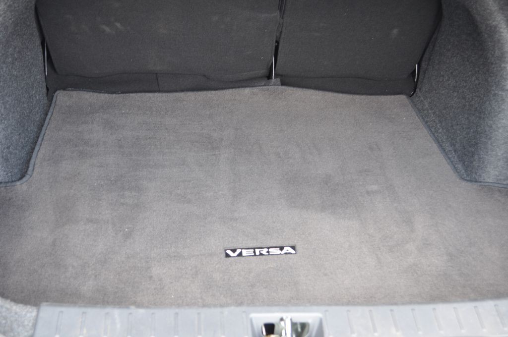 2025 Nissan Versa Image 15